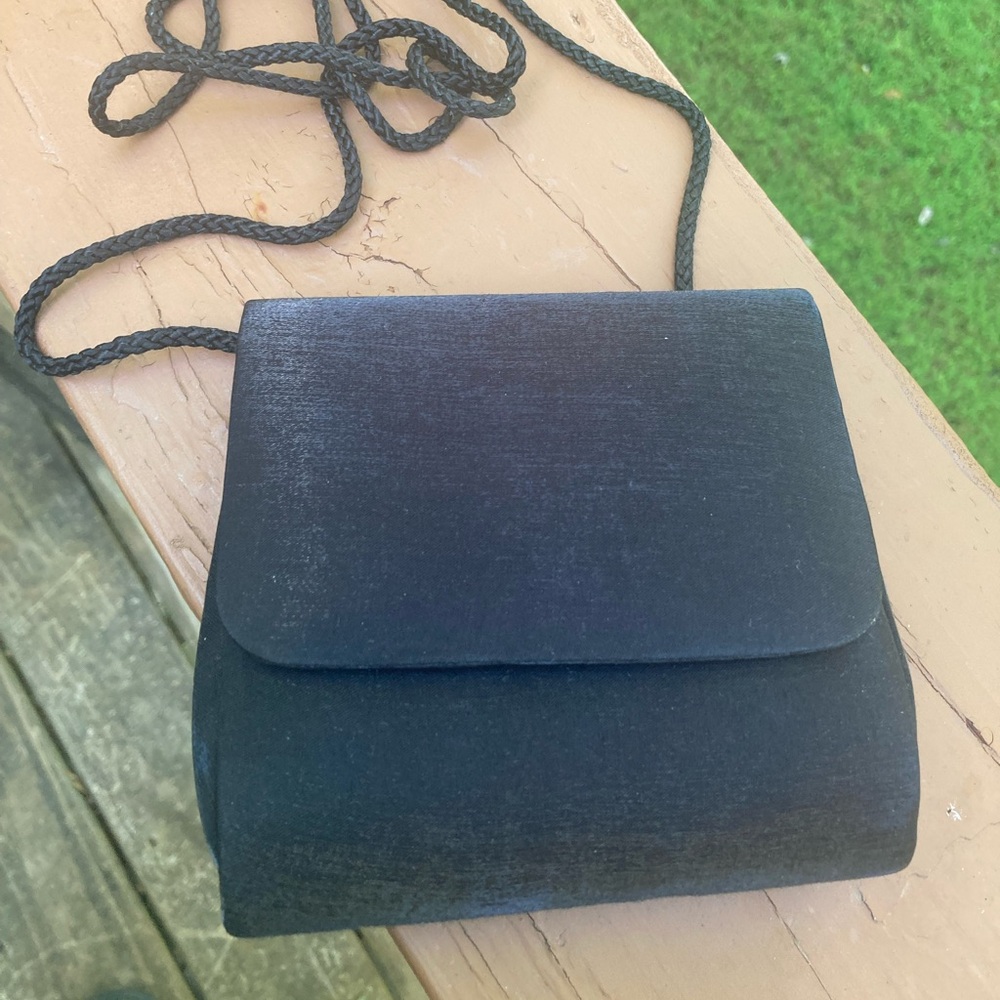 Shiny black evening purse